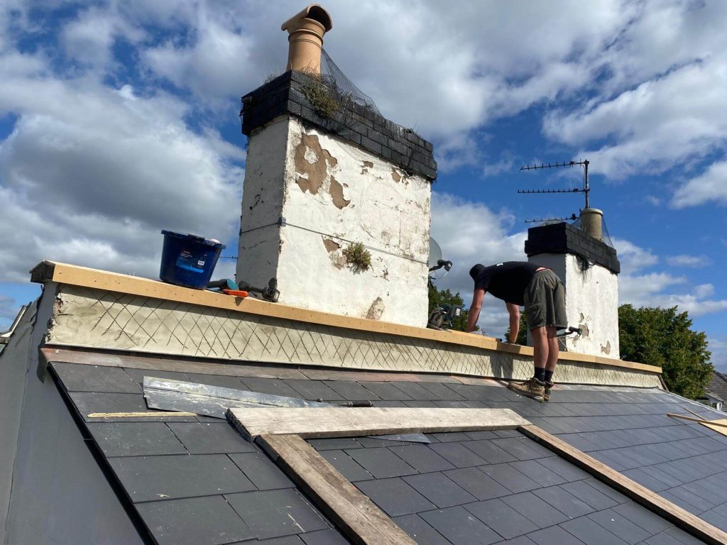 installing a new roof on house
